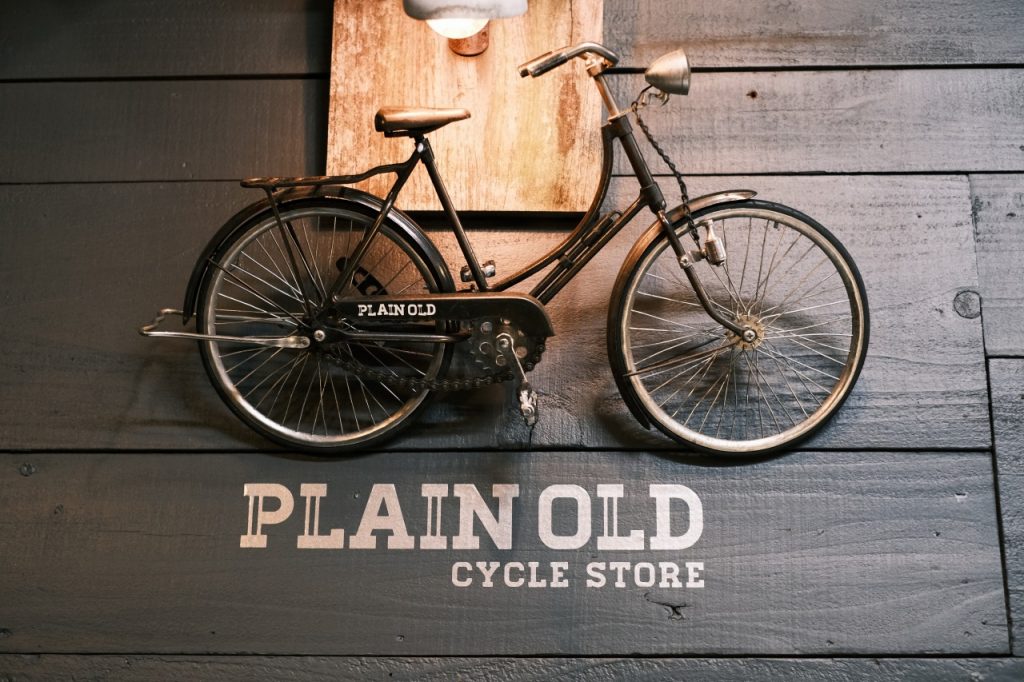 PLAIN OLD CYCLE STOREの店頭のアイテムの写真